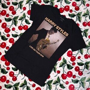 Harry styles live on tour 2018 merch t shirt